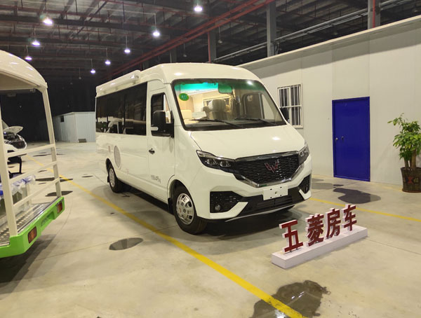 五菱S300房車